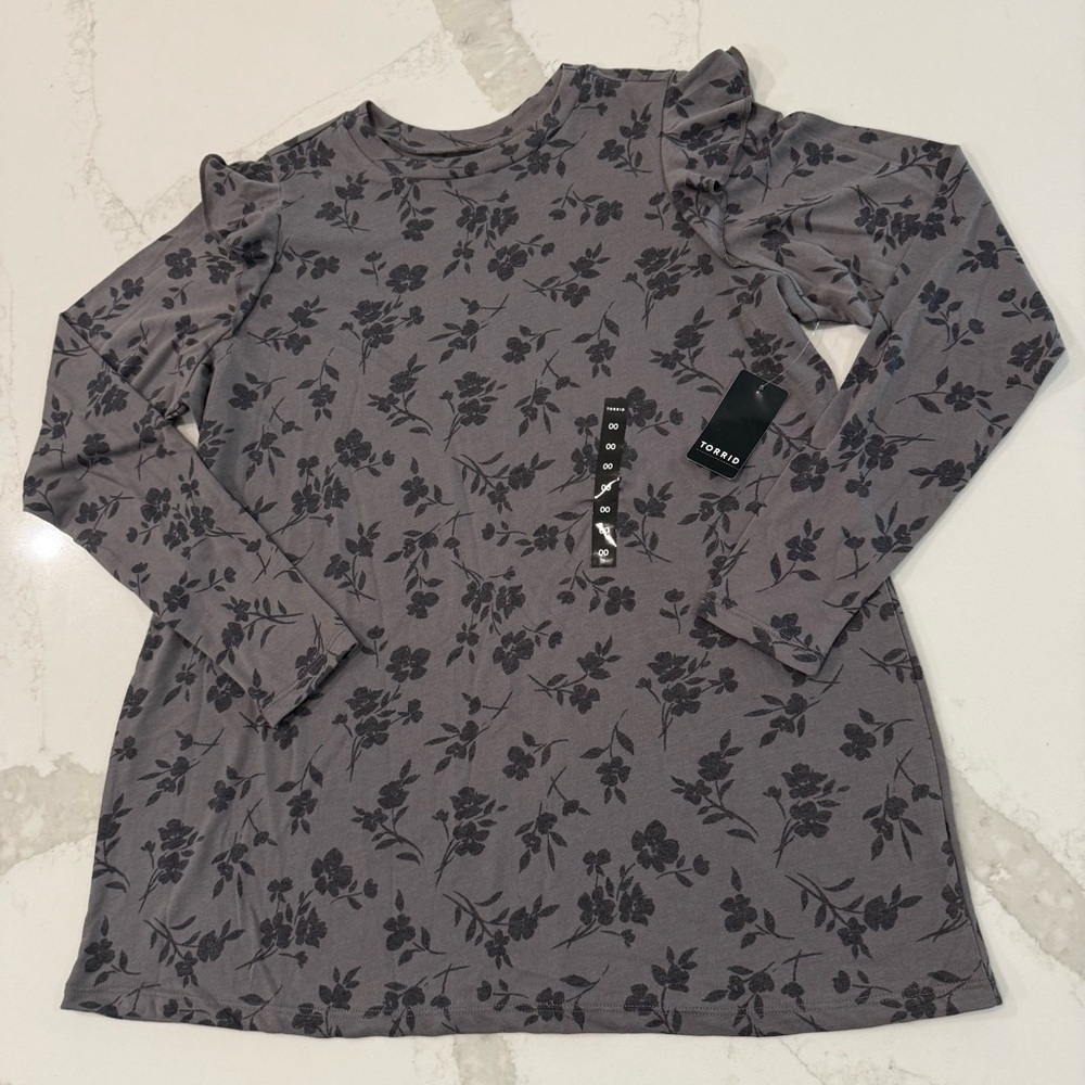 Torrid NWT CrewNeck Ruffle Shoulder Floral LongSleeve Shirt Womens 00 (M/L) Gray - Picture 2 of 6